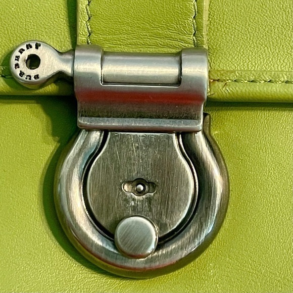 Burberry London Green Shoulder Bag EUC & Near Mint Locking Clasp Closure - Picture 9 of 14